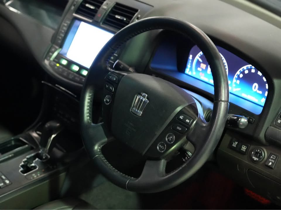 2008 Toyota Crown Hybrid G-Package GWS204 - photo 9